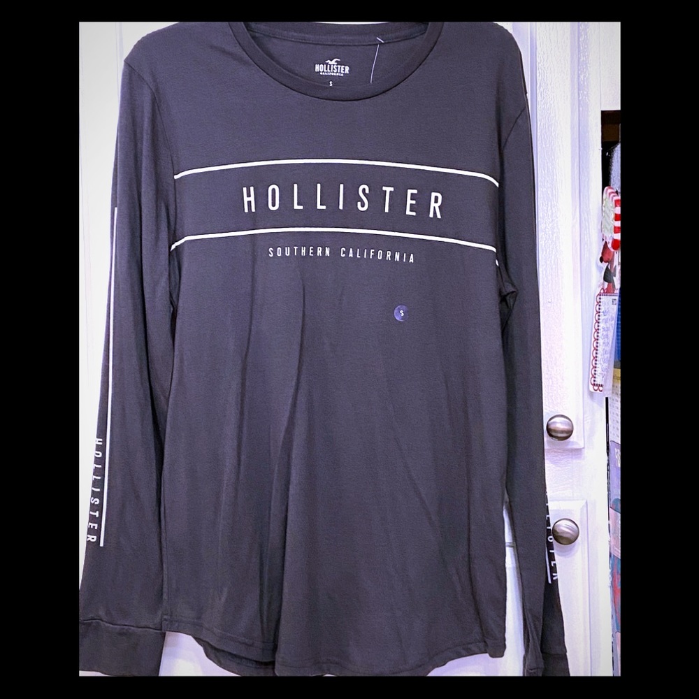 NEW* HOLLISTER LONG SLEEVE SHIRT Size (S)